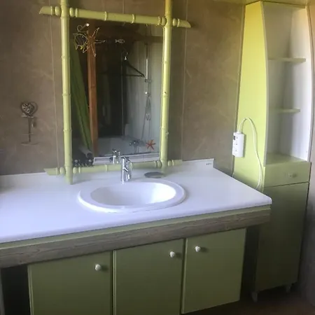 Maison Conviviale 8 Personne Avec Piscine Interieure, A La Campagne Saint-Pardoux-le-Vieux Exterior foto