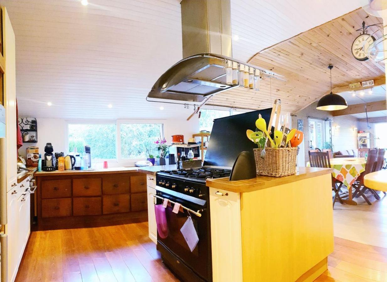 Maison Conviviale 8 Personne Avec Piscine Interieure, A La Campagne * Saint-Pardoux-le-Vieux